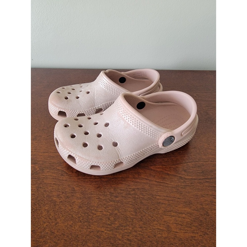 Crocs Girls' Light Pink Size 11 Slip-on Lightweight Shoes Play Condition School